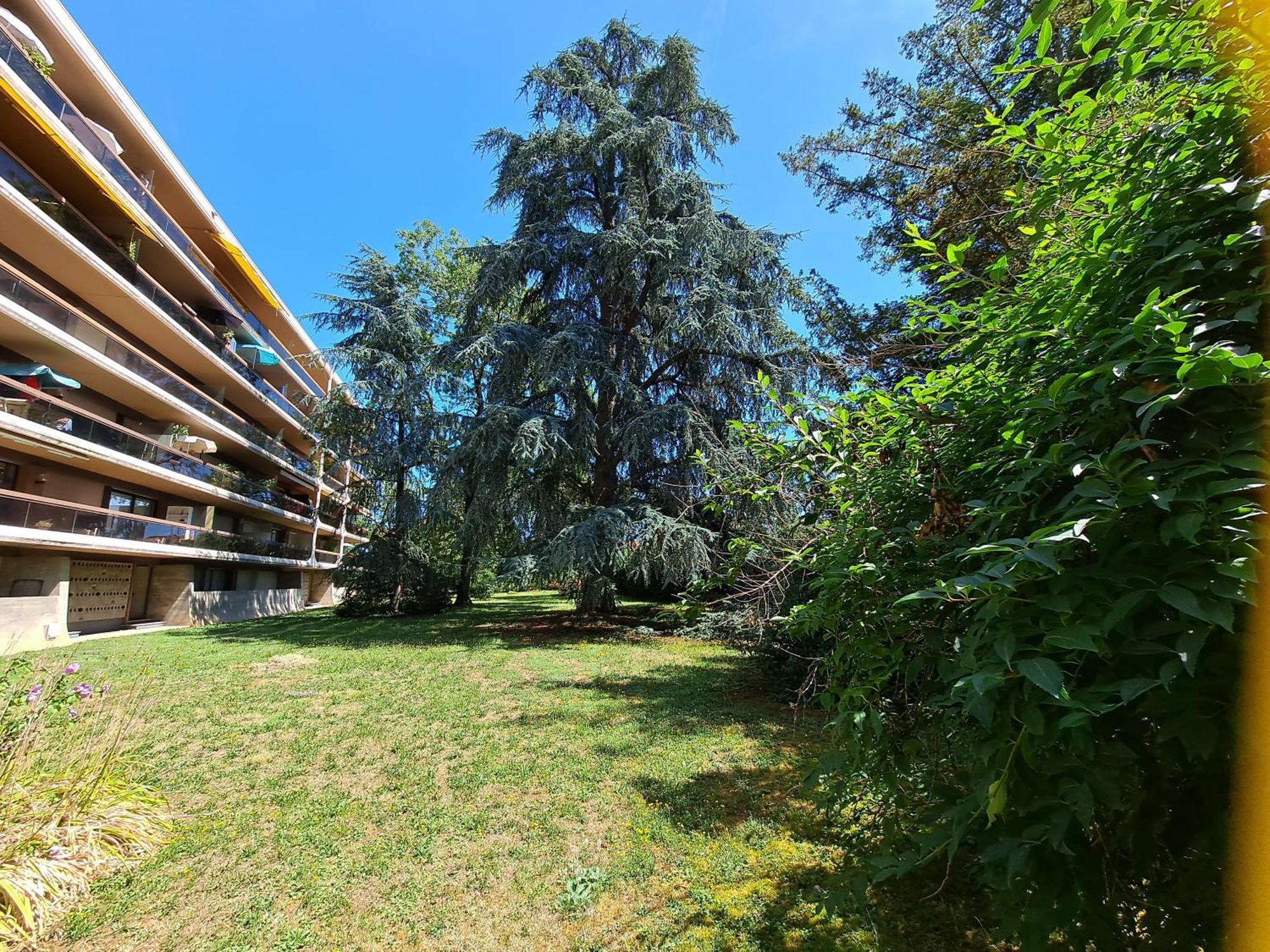 Le Duc De Savoie Thonon Apartment Exterior photo